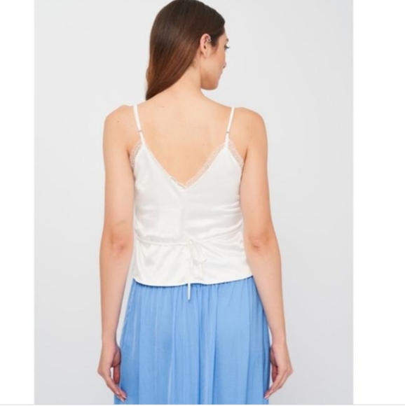 Zara White Lace Trim Tie Up Satin Camisole Bloggers favorite Tank Top - Picture 2 of 3